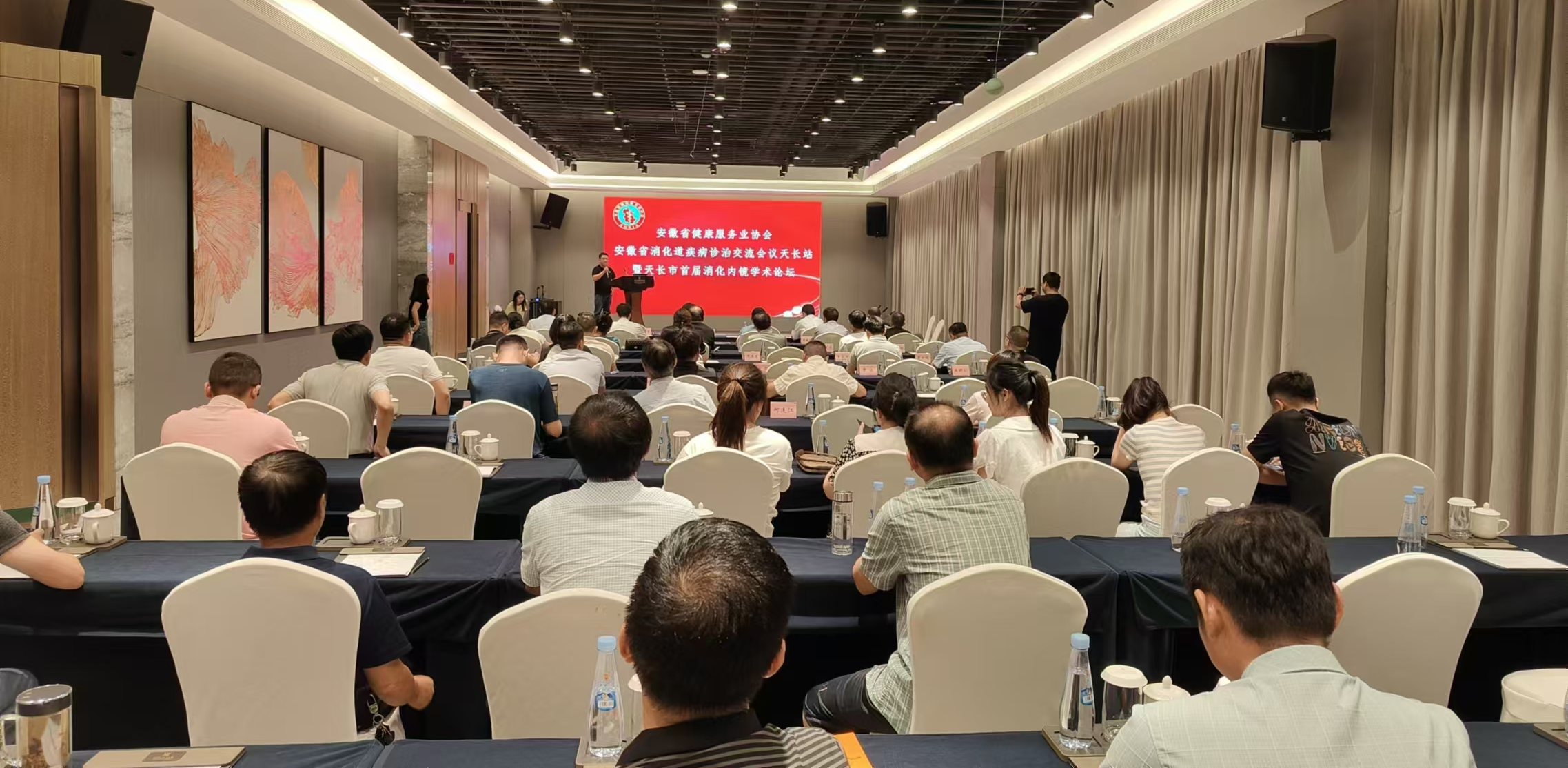 ������ʡ�����ƌ��ҌW(xu��)�g(sh��)������(hu��)�h-���Lվ�������L������e�k