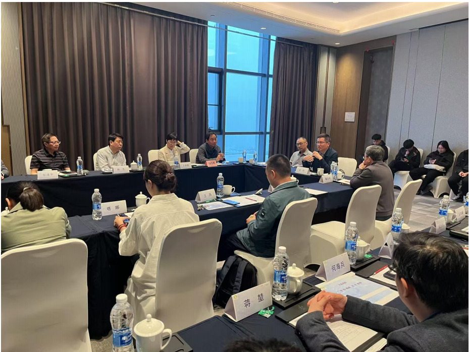 ����ʡ��������(w��)�I(y��)�f(xi��)��(hu��)��ʏ���ɹ��e�kǰ�����[���\��Ҏ(gu��)���W(xu��)�g(sh��)��(hu��)�h