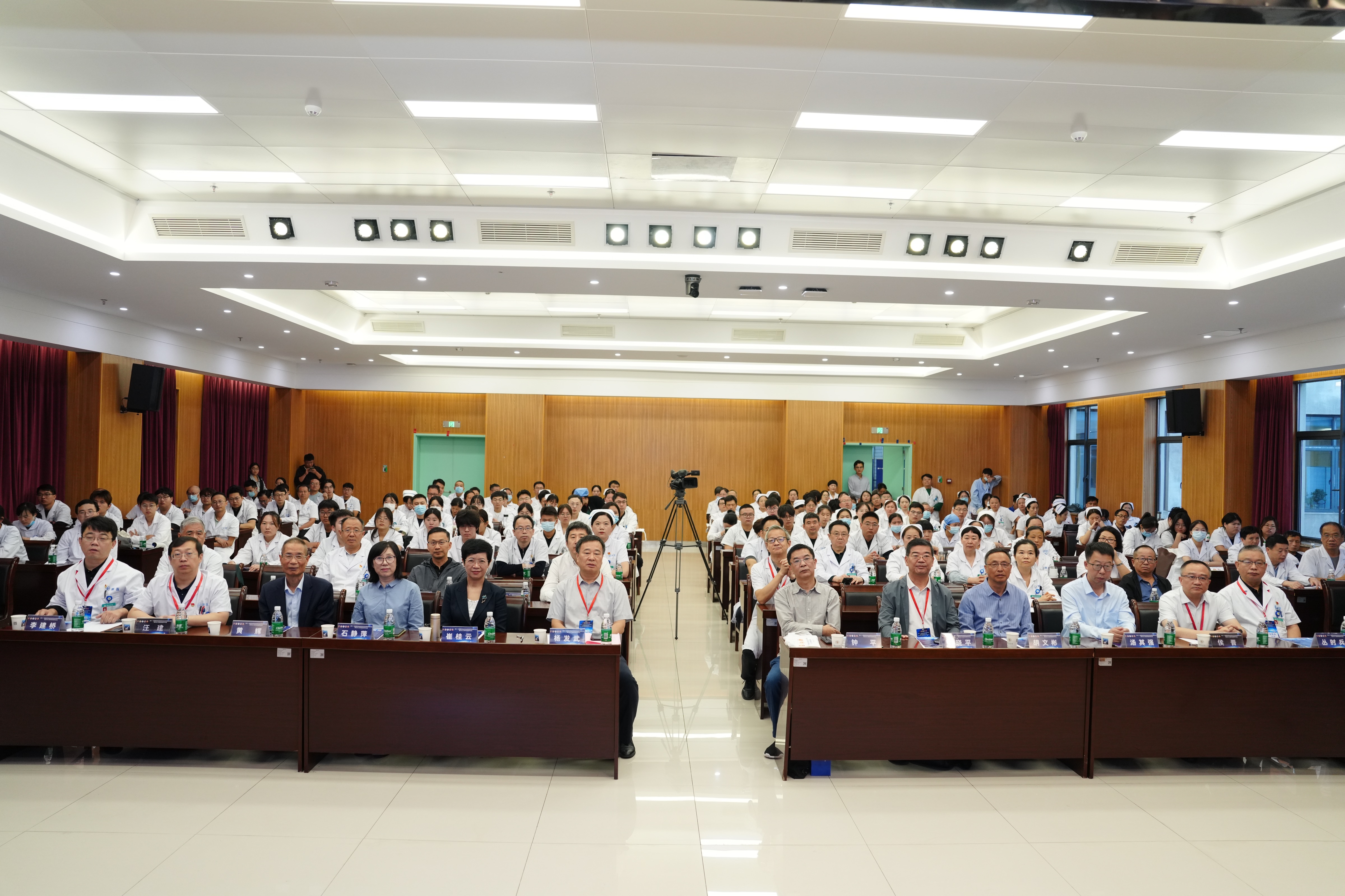 ����ʡ��������(w��)�I(y��)�f(xi��)���ɹ��e�k��ʮһ�Ç��H����ɭ�����\���ϵK��ӑ���߷��L������(j��ng)���W(xu��)Փ��